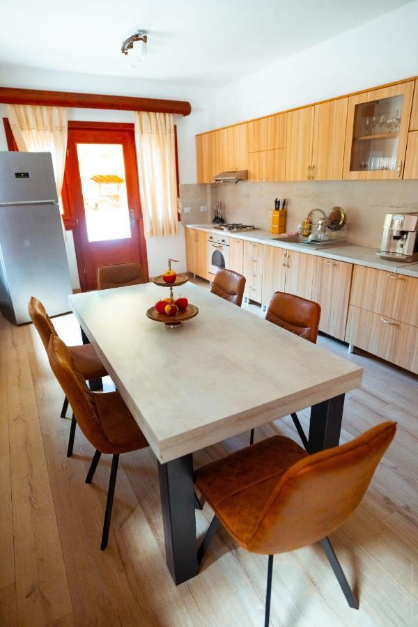 Casa Cheile Dambovicioarei - Cabana 2 Dîmbovicioara Esterno foto